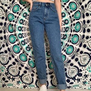 Vintage straight leg jeans by LEE.